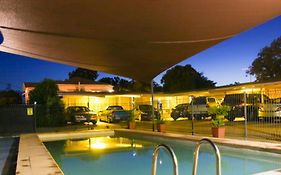 A & A Motel