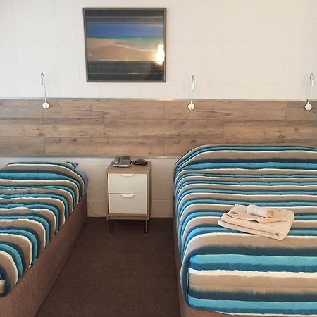 A & A Motel Proserpine Exterior photo