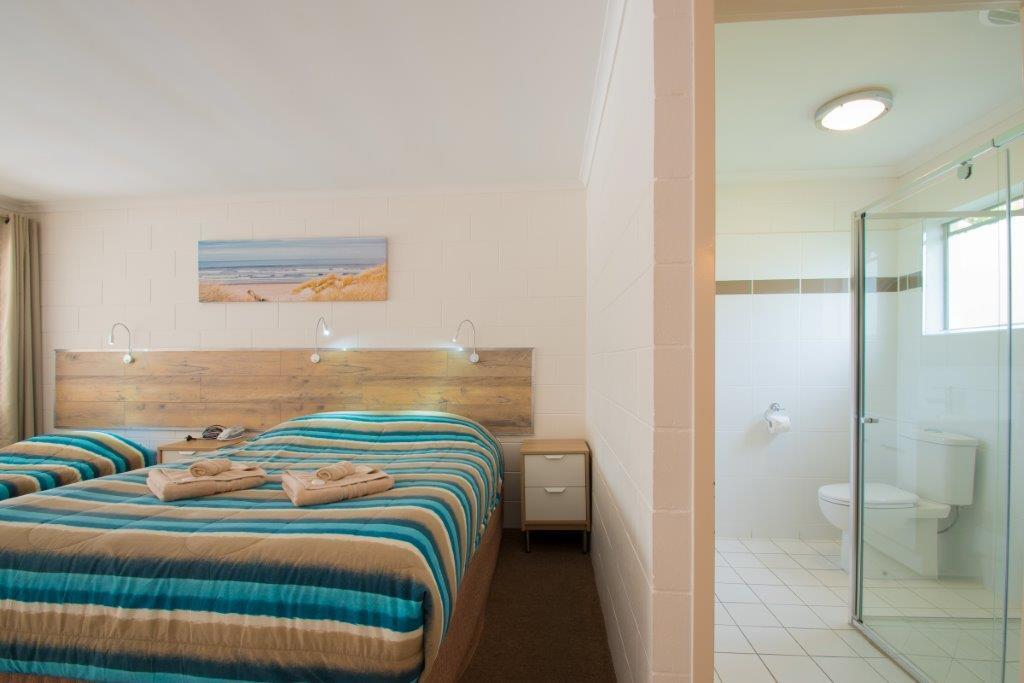 A & A Motel Proserpine Exterior photo