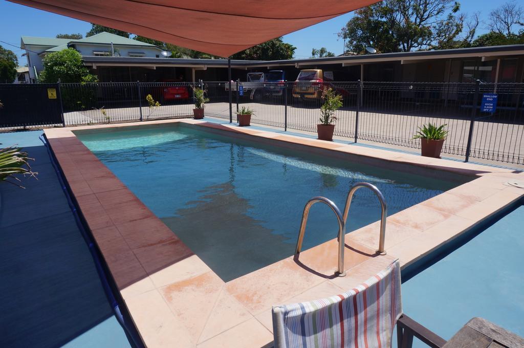 A & A Motel Proserpine Exterior photo