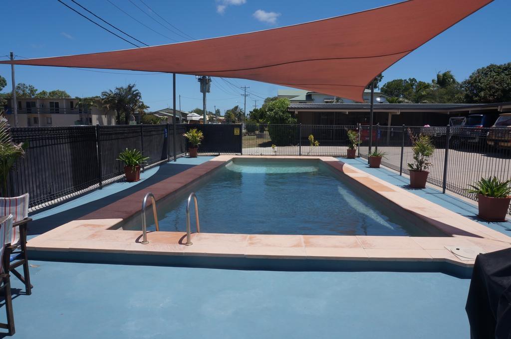 A & A Motel Proserpine Exterior photo