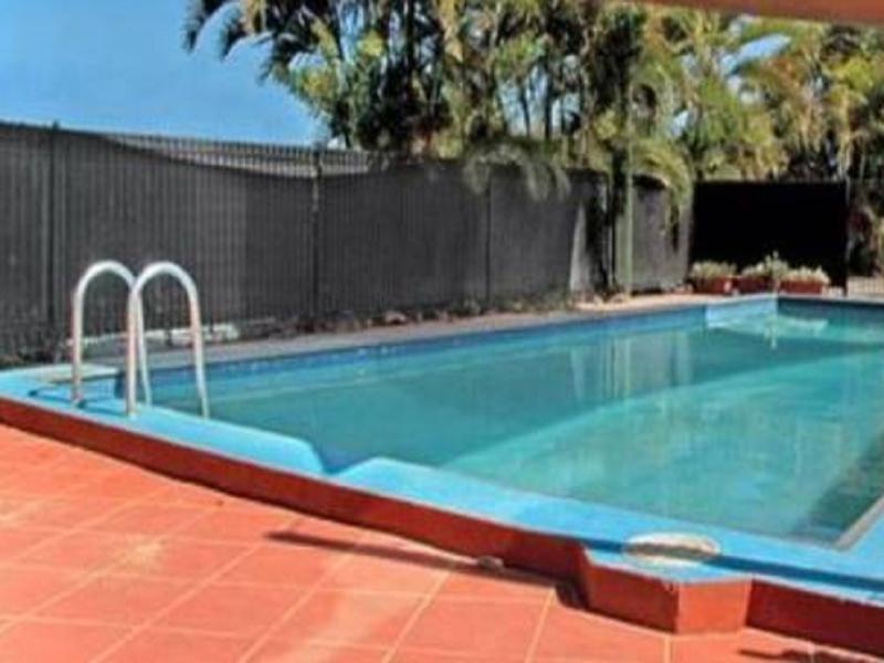 A & A Motel Proserpine Exterior photo